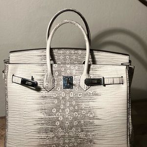 Women’s handbag